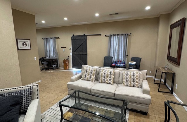 Beach Warehouse Apartment Near Palo Duro Canyon
