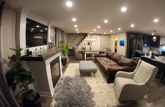 Beach Bum House: Fireplace, Patio, Min To Shore