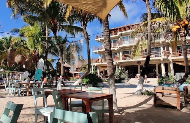 Beachfront 1BR Apartment w/ Terrace & Beach Club