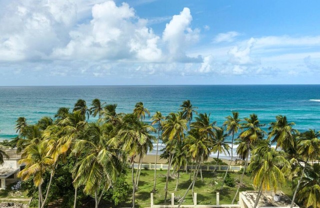 Beachfront- Angelica Paradise!