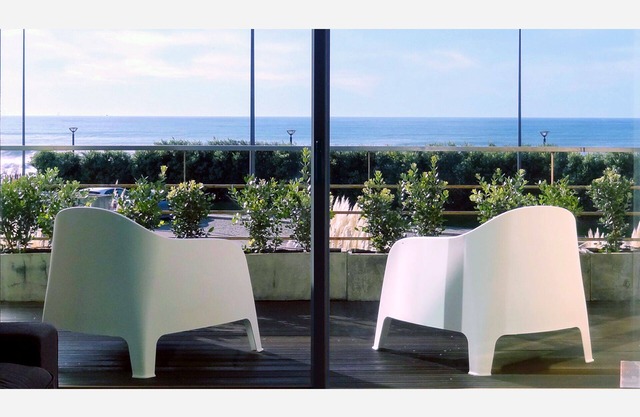Beachfront Apartment - Ausgezeichneter Balkon am Meer