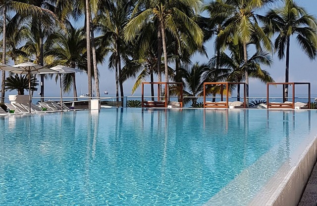 Beachfront Apartment at Icon Vallarta! Sleeps 2,4,or 6 pp