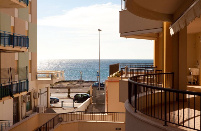 Appartement am Meer in Residence Rosa Virginia Pool