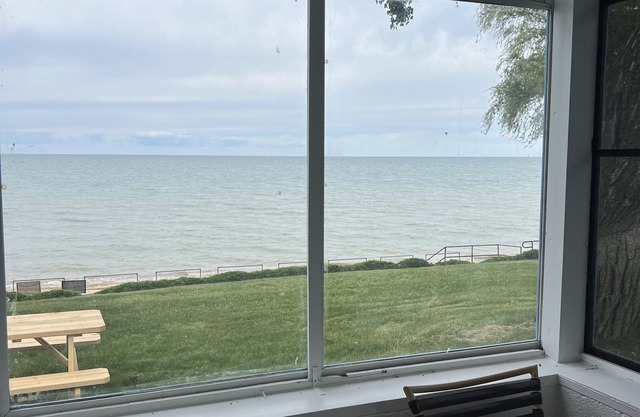 Beachfront Bungalow Retreat on Lake Huron! # 4