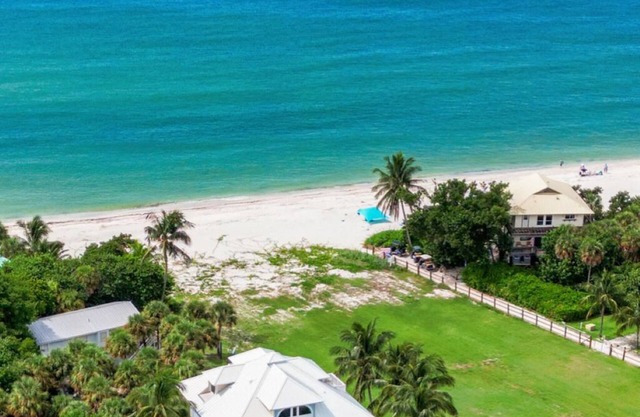 Schritte vom Strand, Golf und Sound Views, Pool und Cabana für den frühen Check-In!