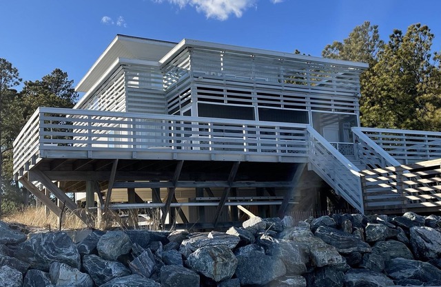 Beachfront Family Escape on Chesapeake Bay
