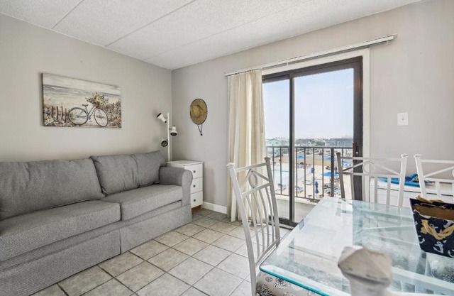 Beachfront Fourth-Floor Condo with Community Pool!