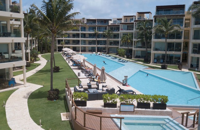 Direkt am Strand + Gartenhaus + Fitnessstudio & privater Strandclub - exklusiver Bereich!