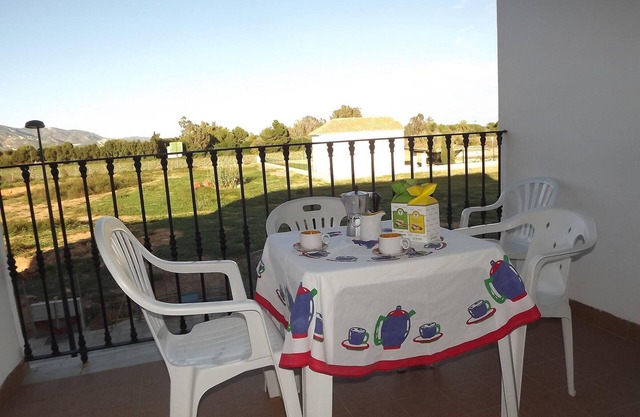 Appartement vacancier à Alcossebre, 3 chambres, piscine, proche plage et services, calme assuré