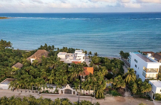 Beachfront Hacienda Soliman Bay!