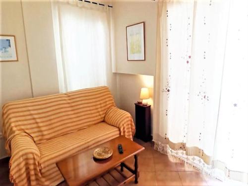 Beachfront Home in La Isleta, cleaning included