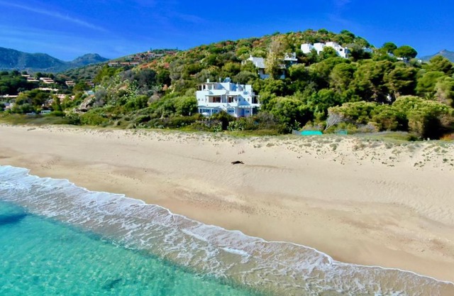 Beachfront House Geremeas Sardegna