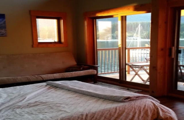 Blick auf den Strand Kootenay Lake Britisch-Kolumbien