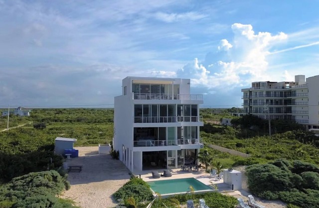 Beachfront Live Life Seaside Unit #2