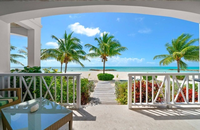 Direkt am Strand | Neues Angebot | Luxus | Pool | BluestSea