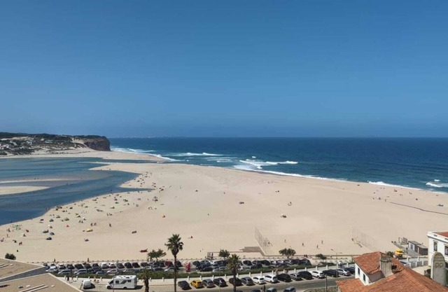 Strandnahes Loft mit unvergleichlichem Meerblick und riesiger Dachterrasse