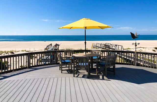 Beachfront ocean-view escape with rooftop & private beach access - dog-friendly