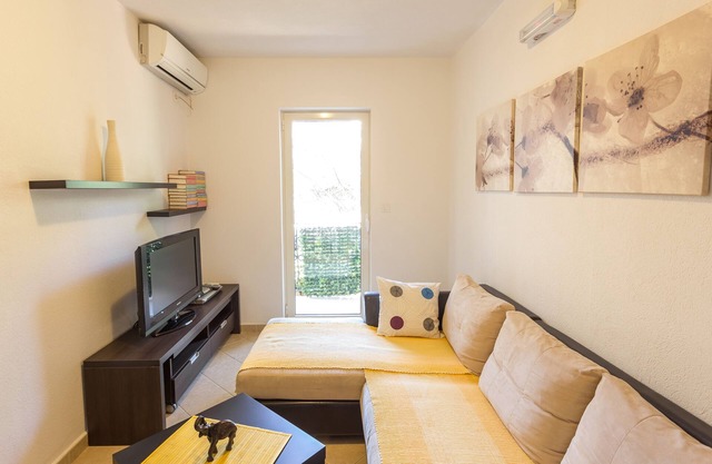 Apartment mit 1 Schlafzimmer am Strand mit Balkon und Blick auf den Hinterhof