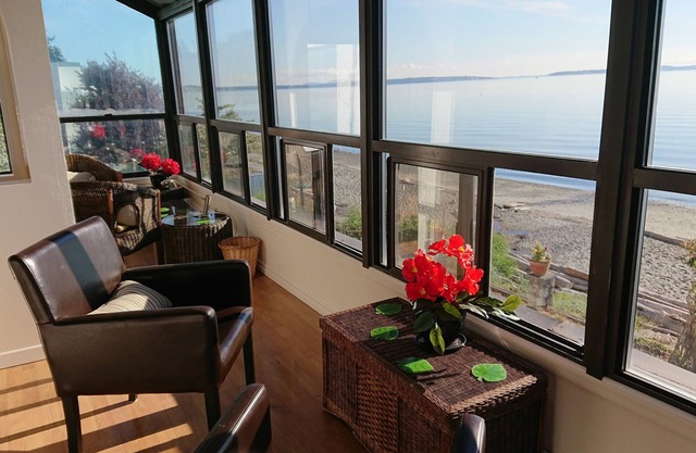 Oceanfront Paradise!