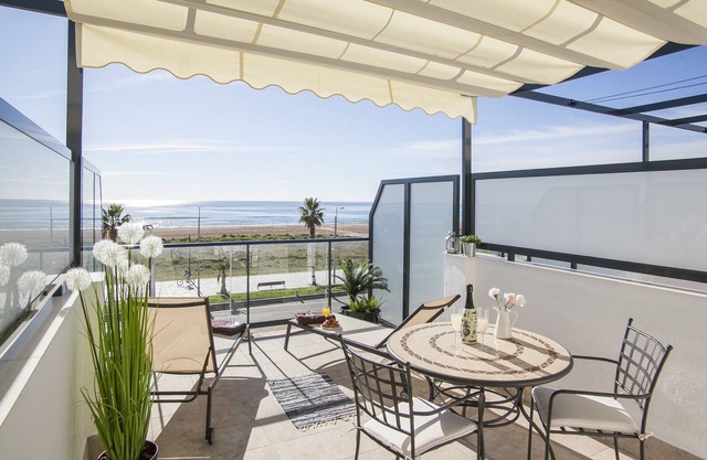 Beachfront Penthouse ZB2J5