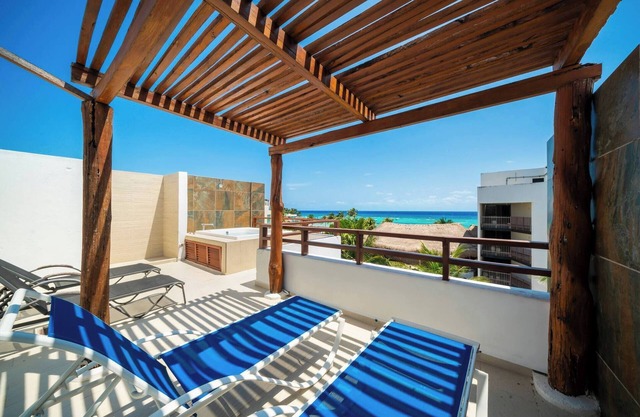 Himmlisches Penthouse am Strand mit atemberaubendem Meerblick - Penthouse Las Nubes
