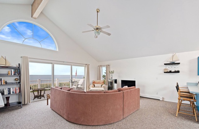 Beachfront Private Loft