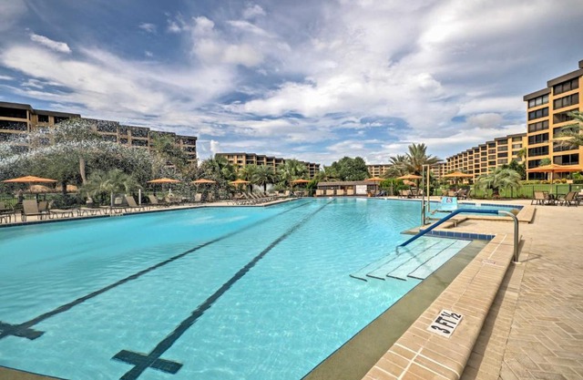 Beachfront Sarasota Resort Condo Siesta Key View!