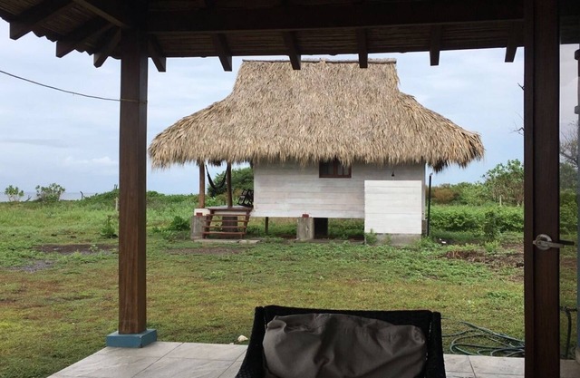 Neue 1 Zi, 1 Bad Strand Cabana mit Gemeinschaftspool und vielen Annehmlichkeiten auf 200 Hektar
