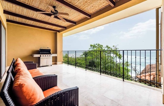 Exklusive Oceanfront Condo, 7 Personen, Grill, 24/7 Sicherheit