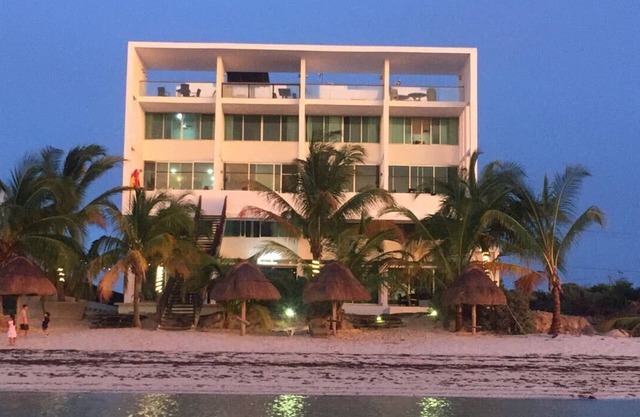 BEACHFRONT VILLA GH 1 VOLLSTÄNDIGE MÖBELSICHERHEIT 24/7