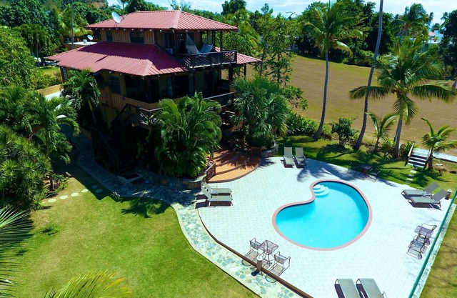 Beachfront Villa auf über 4 Hektar Marine Reserve Land