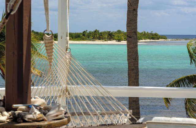 Beachfront One-Bedroom Villa- Private pool/Wifi. addt'l bedrooms upon request