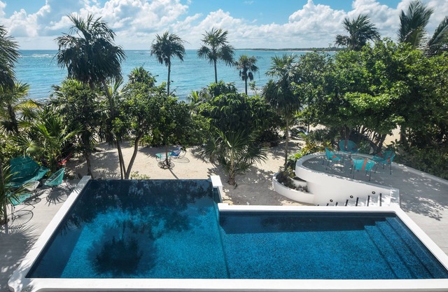 Strand, Infinity-Pool, Chef inklusive