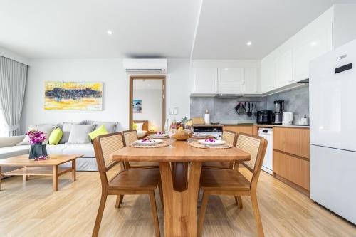 Beachside 2 bedrooms apartment 200 meters to Bang Tao Beach Manage by OCEAN HUB