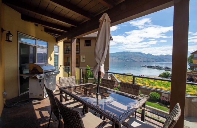 Beachside getaway at Barona Beach
