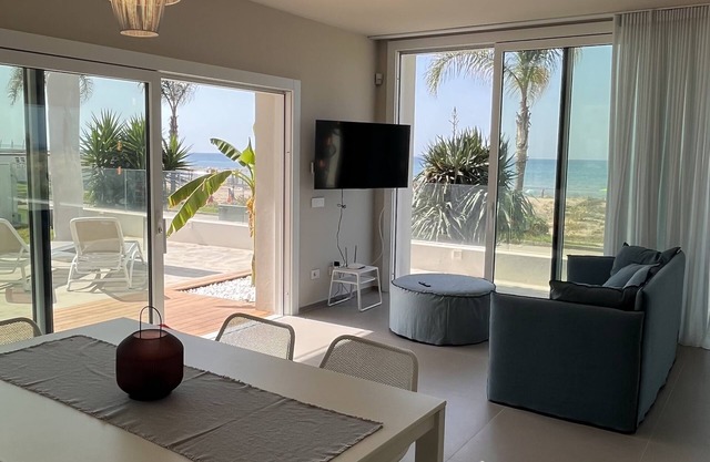 Beachside Luxury Apartment Playa Grande