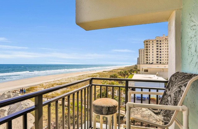 Beachside Surf Haven