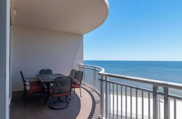 Beachview Condo at Legacy Tower 2 -1006 - fully furnished 2 bedroom 2 bath