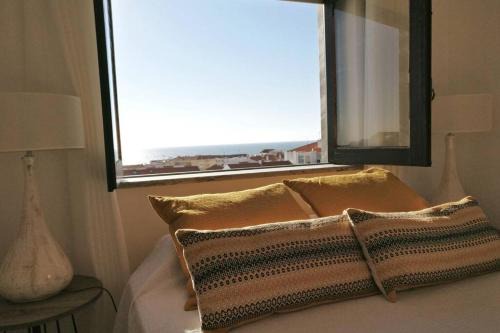 Beachy 2Bdrm in Santa Cruz w/stunning Ocean View!