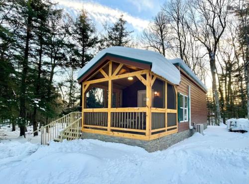 Bear Cub Cabin is a cozy 1 bedroom and loft oasis