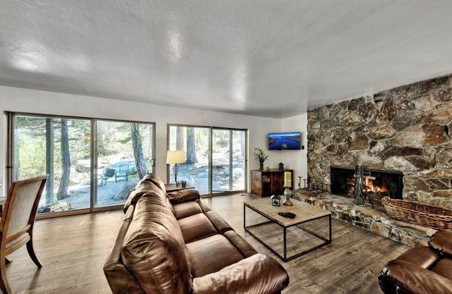 Bear Falls in Alpine Meadows!