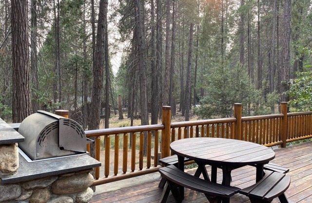 Bear Foot Pines