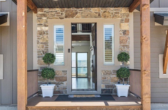 Luxus Designerhaus, Zugang zum Strand, Zugang zum Pool, Private Community - 30 Personen