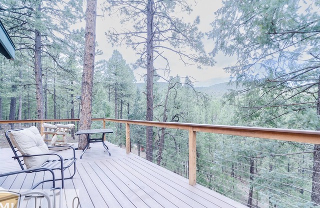 Bear Mountain *UTV Paradise *Pool Table *Family Friendly *Labor day Special