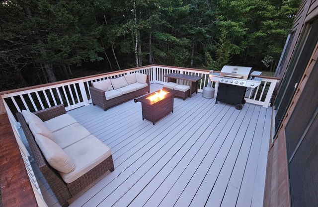 Bear Mountain Lodge