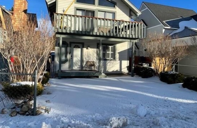 Bear's Lair - Witness enchanting sunset mountain views at this property! New hot tub!