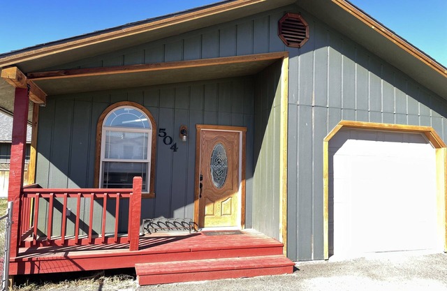 Beartracks Retreat