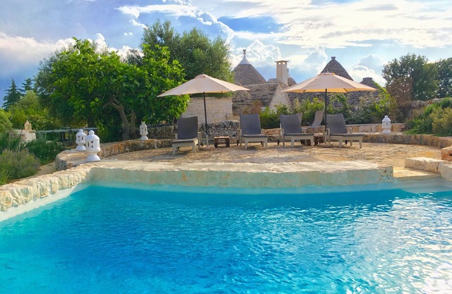 Beatifull Trullo mit eigenem Steinpool und Whirlpool, WI-FI kostenlos -