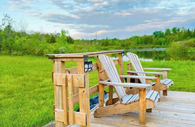 “Beatnik” Luxury Glamping Yurt | Tobermory