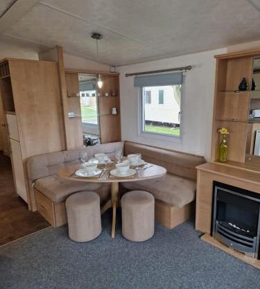 Beautiful Caravan Phoenix